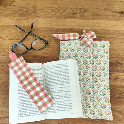 Marque-page Anisette verso carreaux sorbet, s'accorde avec housse livre Anisette
