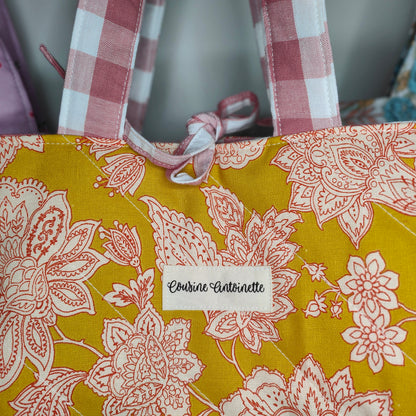 Sac bandoulière Emilien Armance artisanal matelassé avec fermeture aimantée - détail finition - Cousine Antoinette
