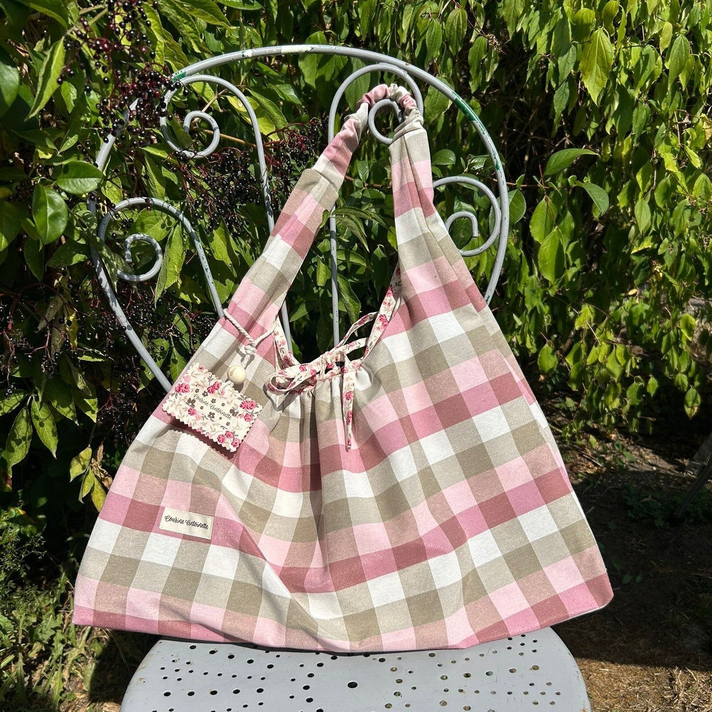 Sac Lune Caro Roselin motif carreaux rose - sac porté épaule fait main France
