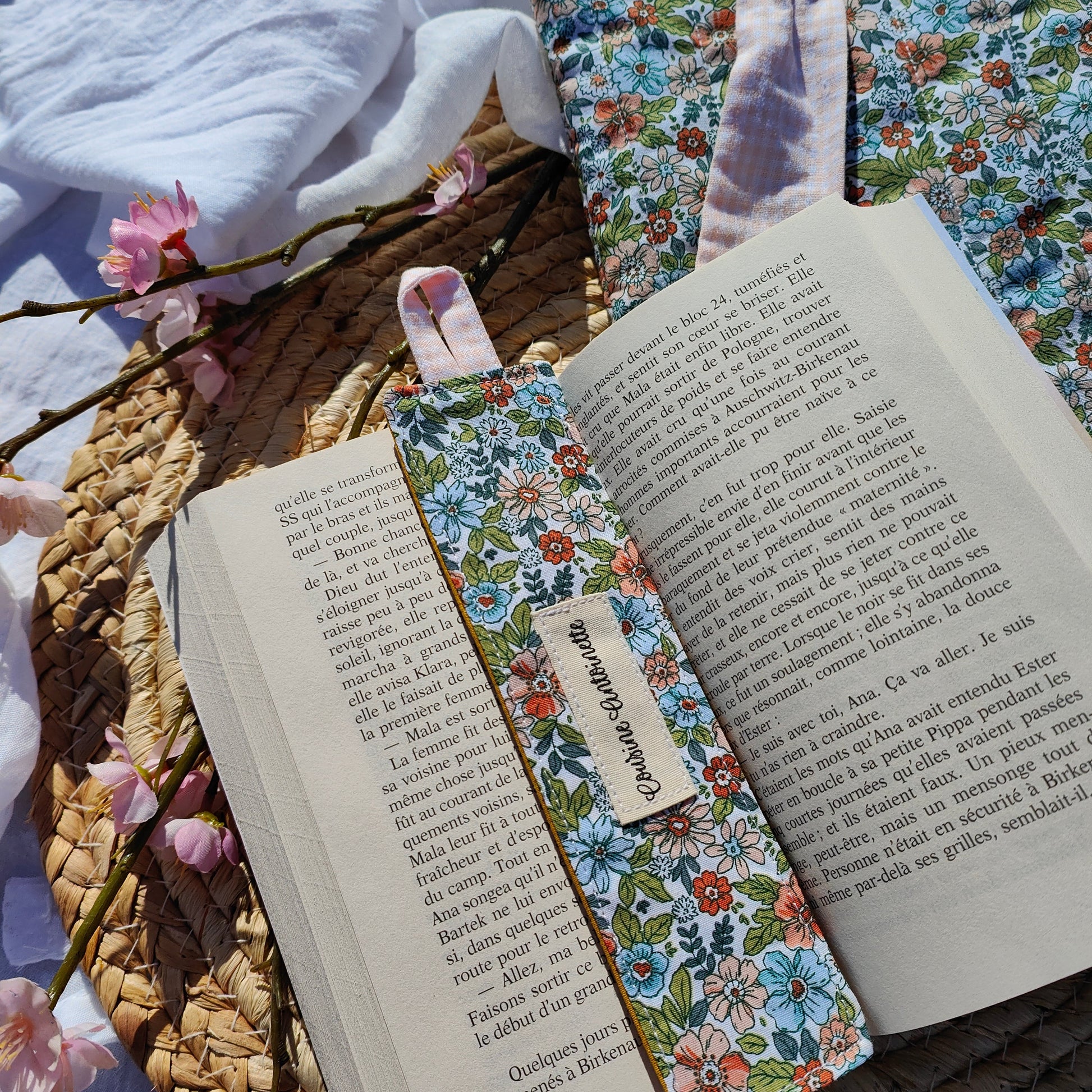 Marque-page Arty artisanal recto-verso motif graphique et vichy rose, 100% coton Oeko-Tex, fait main Angers

