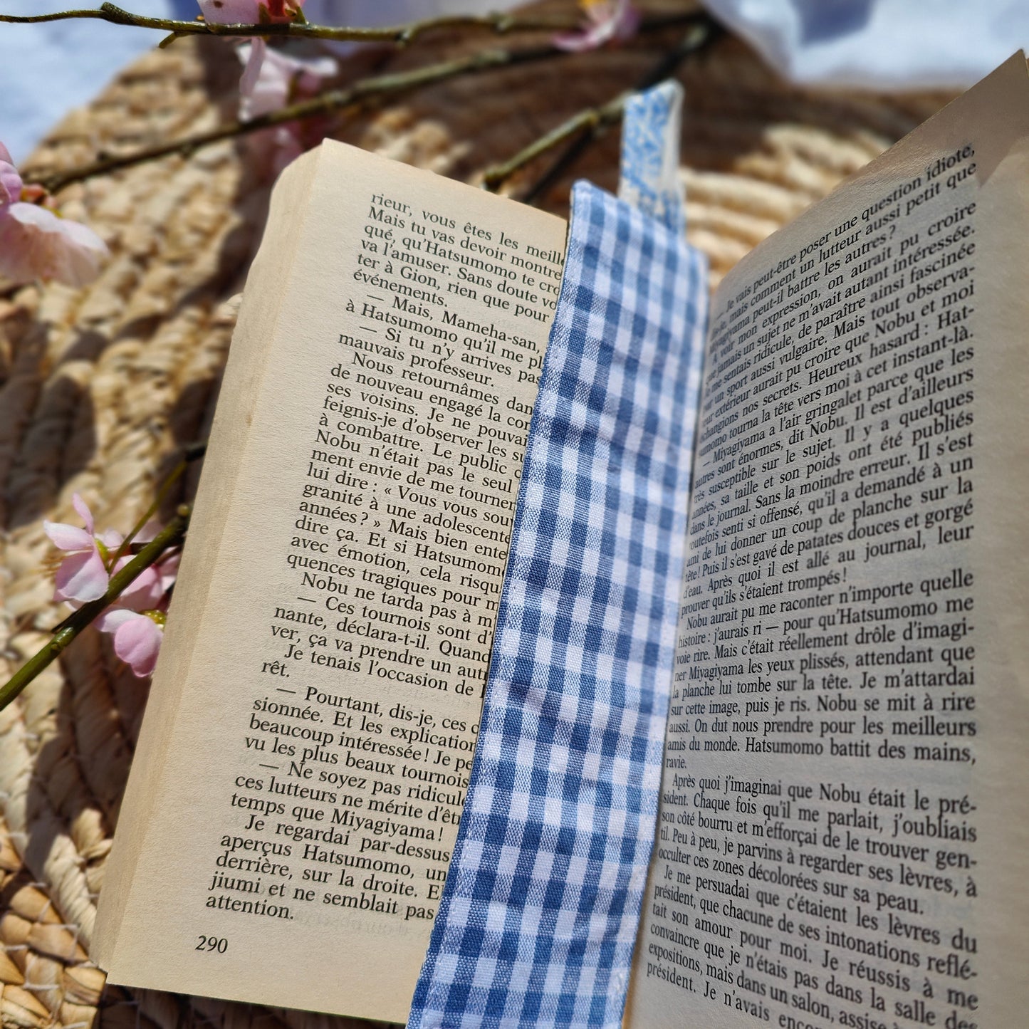 Marque-page Céleste verso vichy bleu, s'accorde avec housse livre Céleste
