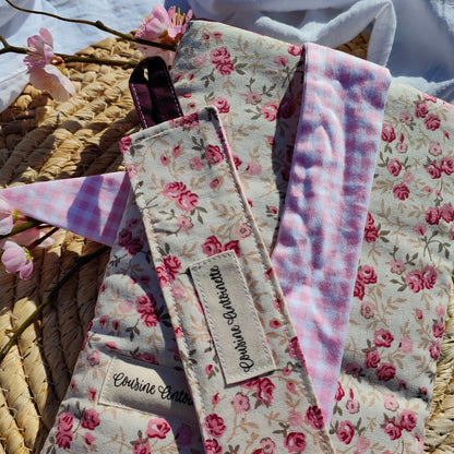 Vue intérieur housse livre broché Oxalys doublure aubergine 100% coton

