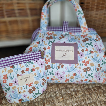 Pochette Leone Lilas et porte-monnaie Léon assortis, motif floral violet, made in Anjou
