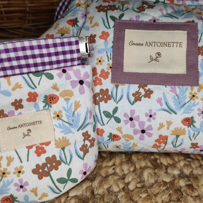 Ensemble pochette Leone Lilas et porte-monnaie Léon en coton fleuri, création unique Cousine Antoinette
