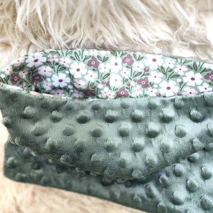 Détail du snood Amande pour enfant, doublure coton certifié Oeko-Tex
