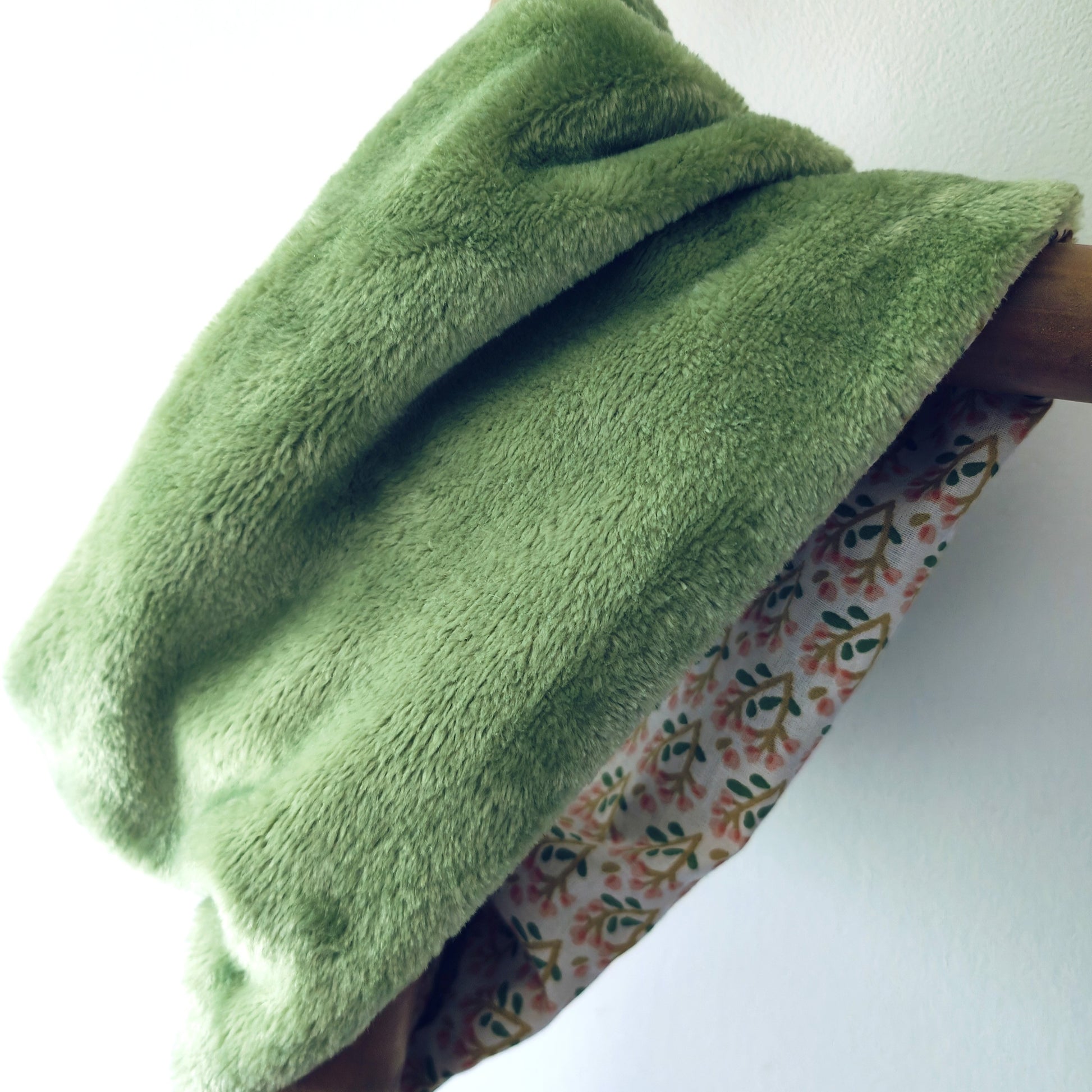 Snood enfant Clochette en éponge bambou douce, motif clochettes

