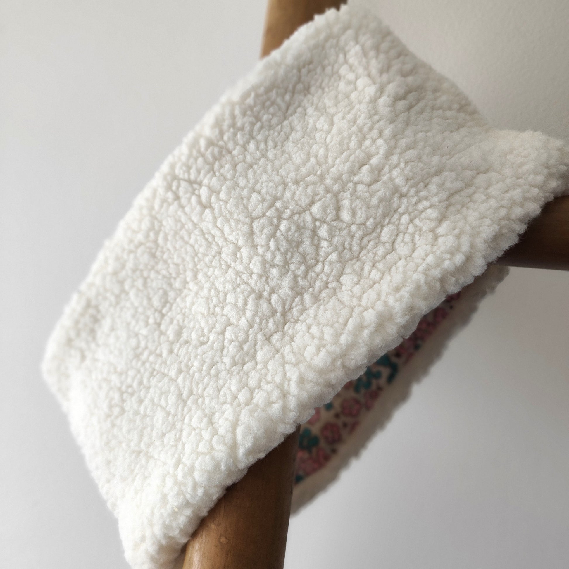 Snood enfant Pervenche en sherpa doux, coloris bleu pervenche
