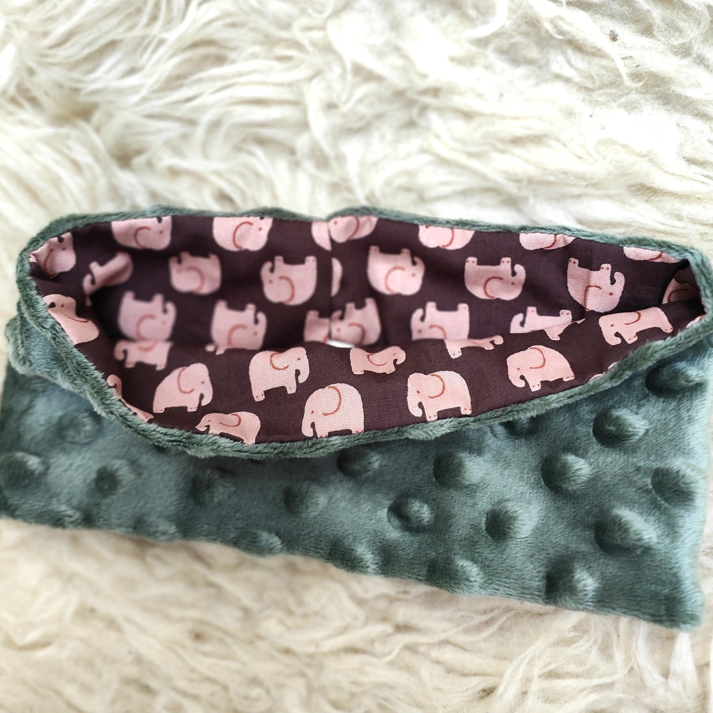 Détail du snood Trompette pour enfant, doublure coton certifié Oeko-Tex
