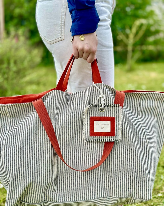 Sac week-end le Deauville Safran porté à la main coton fait main France - Cousine Antoinette
