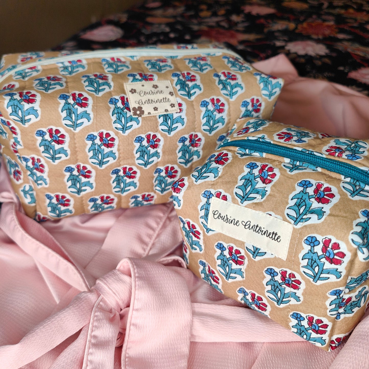 Trousse de toilette mini Bouquet Rouge motif floral fait main en France coton Oeko-Tex