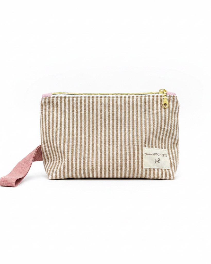 Trousse zippée Deauville Blush – rayures coton écru et rose, fermeture dorée, cousue main en France – Cousine Antoinette
