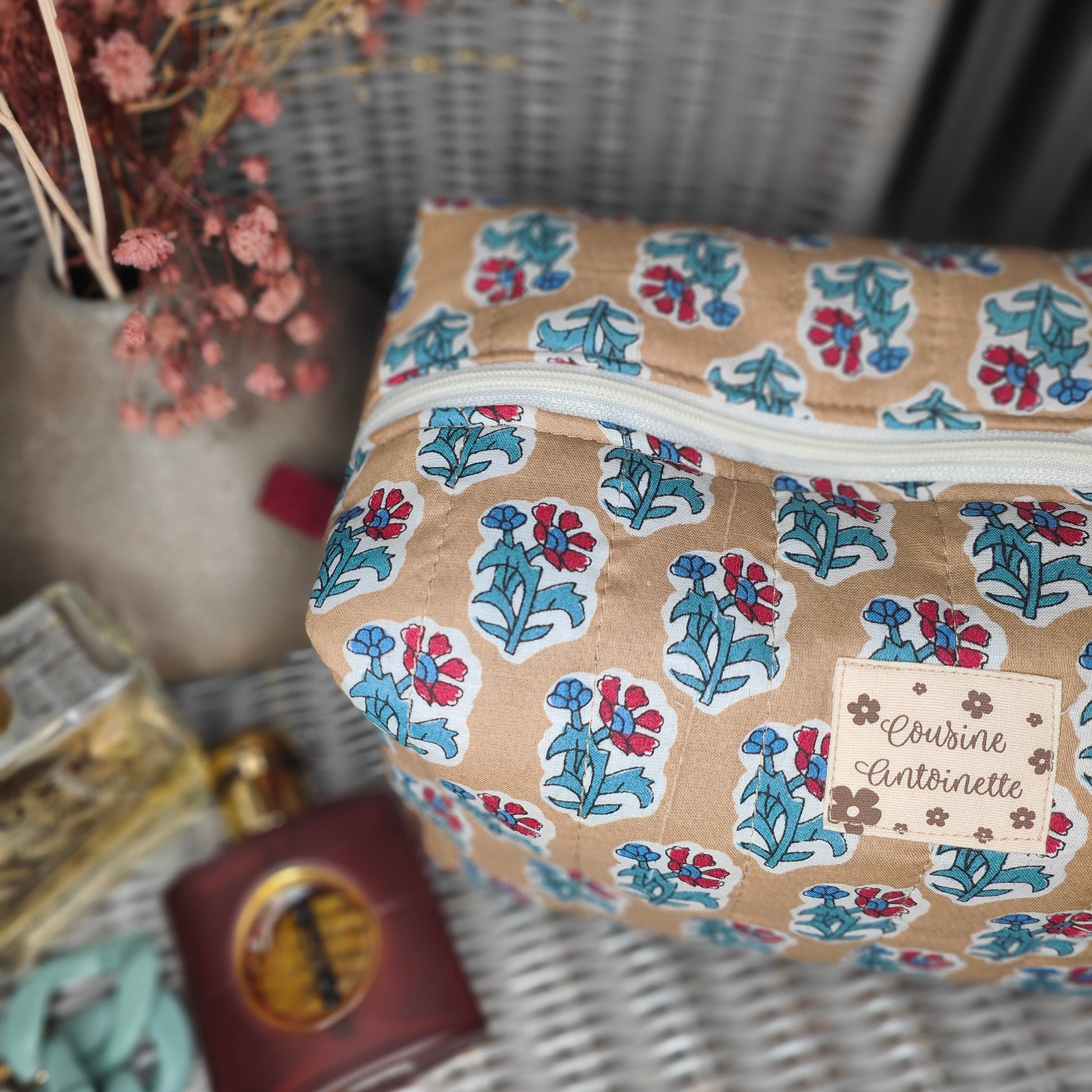Trousse de toilette grande Bouquet Rouge motif floral fait main en France coton Oeko-Tex