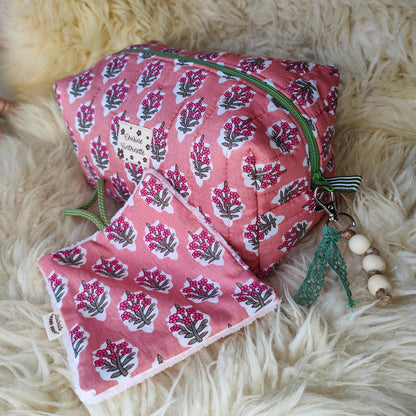Détail fermeture éclair grande trousse de toilette Bouquet Rose artisanale française
